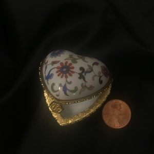 Small Trinket/ Ring Box